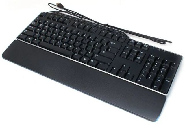 Dell klávesnica KB522 multimedia CZ/ SK bez myši (KB522-BKB-CSK) — originálny produkt Dell
