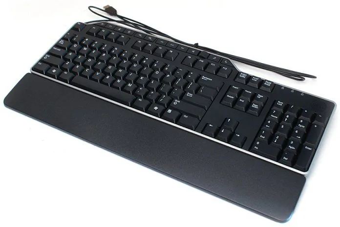 Dell klávesnica KB522 multimedia CZ/ SK bez myši (KB522-BKB-CSK) — pohľad 1 | Originálny Dell produkt
